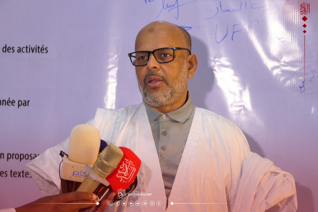 جميل منصور: قضية الحراطين تحتاج معالجة عقلانية بعيدا عن التهويل (تدوينة)