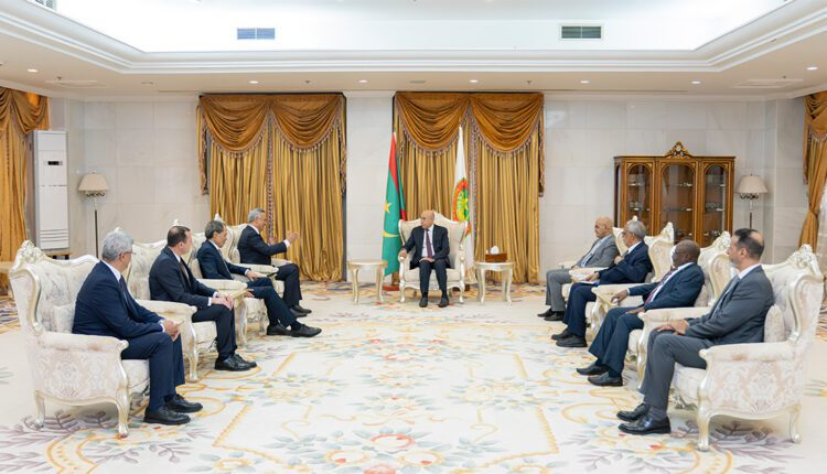 الرئيس غزواني يستقبل وفدا مغربيا برئاسة الوزير كريم زيدان
