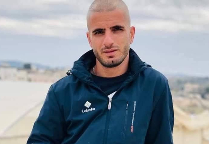 استشهاد شاب فلسطيني متأثرا بجراحه جراء إطلاق النار عليه بالضفة الغربية