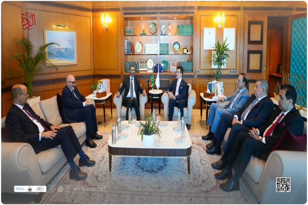 وزير الثقافة يبحث تعزيز التعاون مع منظمة “الإيسيسكو” في الرباط