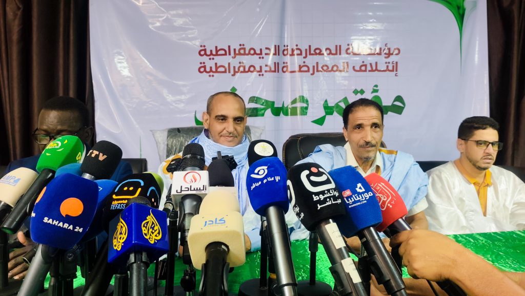 المعارضة الموريتانية: تنتقد أداء الحكومة وتطالب بـ”حوار وطني شامل” وعفو عن النواب المعتقلين