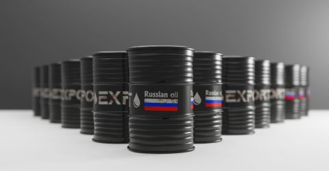 تراجع أسعار النفط بعد إعلان وقف الهجمات بين إيران وإسرائيل.