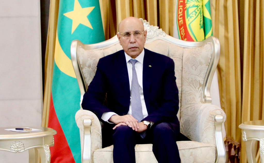 الجمعية البرلمانية للفرنكفونية توشح الرئيس الغزواني بوسام الثريا