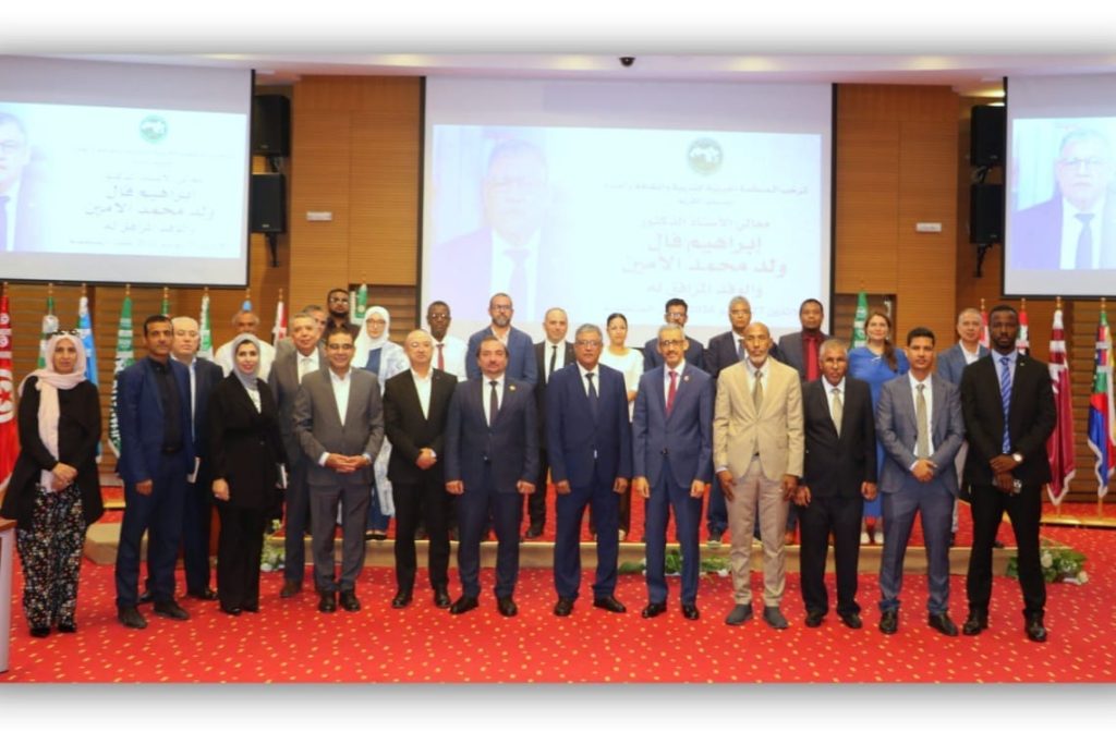 ولد أعمر يبحث مع وفد من المجلس الأعلى للتهذيب تعزيز التعاون بين موريتانيا والألكسو