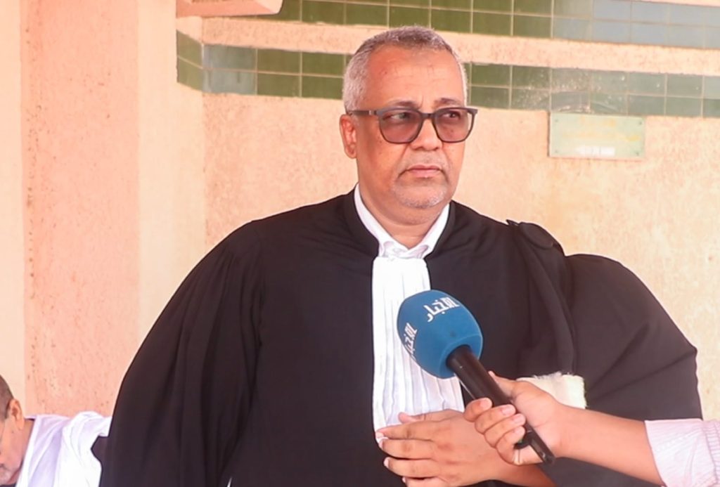 ولد أعمر يتوقع الفوز بمنصب نقيب المحامين ويؤكد سير الاقتراع بانسيابية