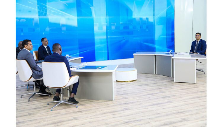 وزير: نسبة البطالة تتراوح بين 12 و13% وبرامج التشغيل بدأت تحقق نتائج ملموسة