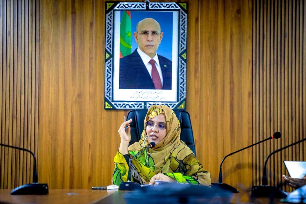 وزيرة التربية: العام الجاري آخر سنة للاكتتاب عبر مقدمي الخدمات