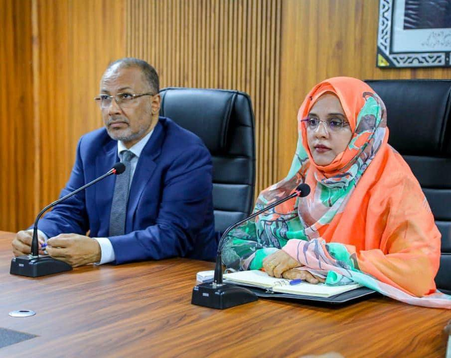 وزيرة التربية تبحث مع أرباب العمل والبنوك تحسين شروط تمويل المدرسين