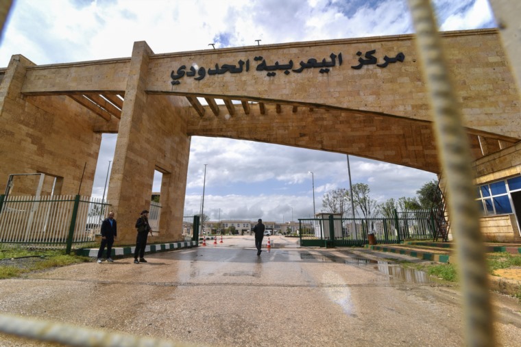 العراق وسوريا يعيدان ربط شريانهما التجاري عبر “ربيعة”