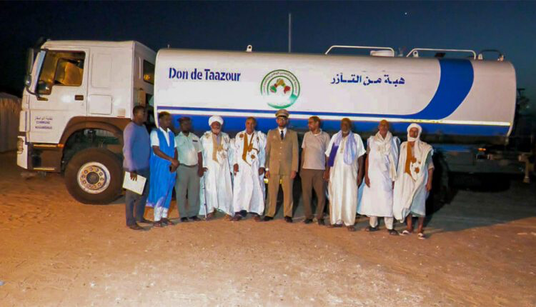 نوامغار تتسلم صهريج مياه من “التآزر” لمواجهة العطش