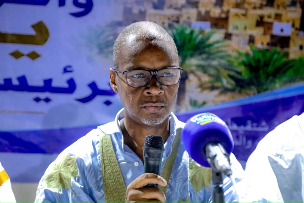 ولد بلال يدعو مناصري الحزب للدفاع عن الحكومة والتصدي للضغوط الخارجية