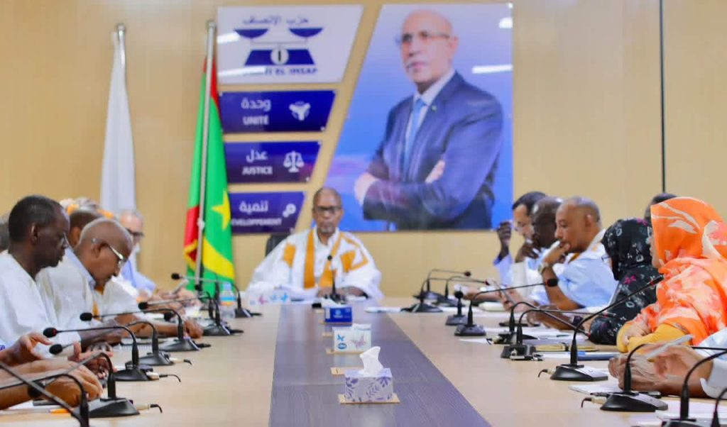 حزب الإنصاف: دعوة الرئيس لإعادة تأسيس البلد لا تمس ثوابت الجمهورية