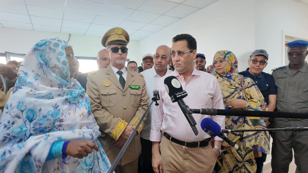 الوزير الأول يتفقد مشاريع خدمية كبرى في ولايات نواكشوط الثلاث